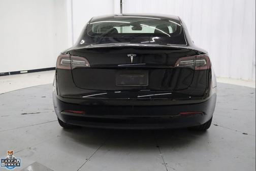 2022 Tesla Model 3 Standard Range