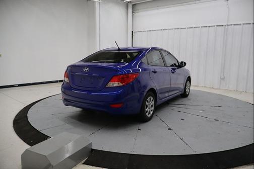 Marathon Blue Pearl 2014 Hyundai Accent GLS