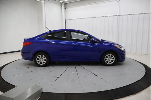 Marathon Blue Pearl 2014 Hyundai Accent GLS