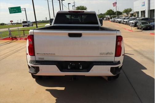 2025 Chevrolet Silverado 3500 High Country