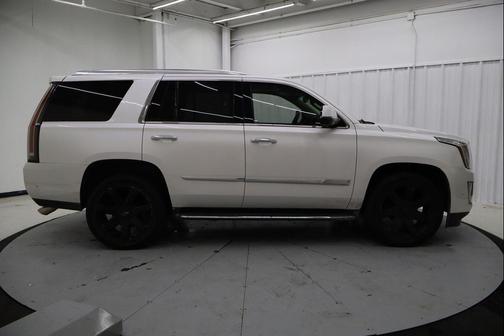 2020 Cadillac Escalade Luxury