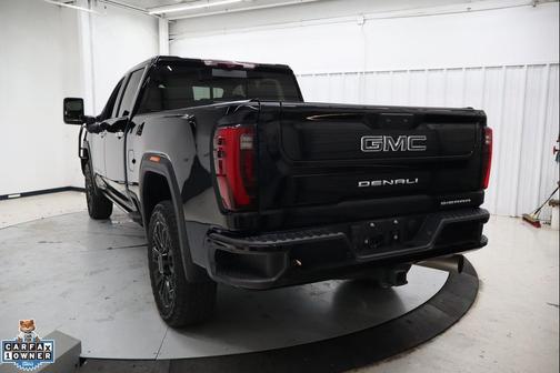 Onyx Black 2024 GMC Sierra 2500 Denali Ultimate