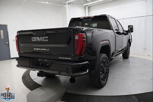 Onyx Black 2024 GMC Sierra 2500 Denali Ultimate
