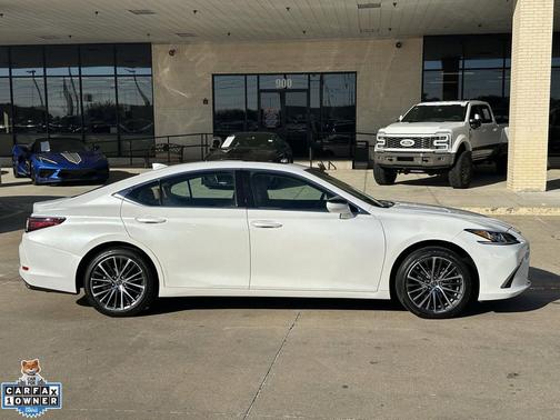 Eminent White Pearl 2023 Lexus ES 350 Base