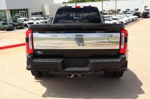 2025 Ford F-450 Platinum