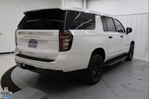 2024 Chevrolet Suburban LT