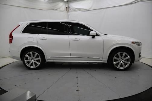 2019 Volvo XC90 T6 Inscription