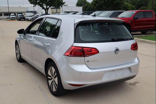 Reflex Silver Metallic 2015 Volkswagen e-Golf SEL Premium