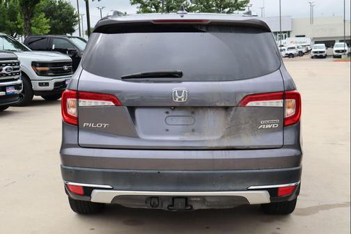 Modern Steel Metallic 2020 Honda Pilot Touring 8-Passenger