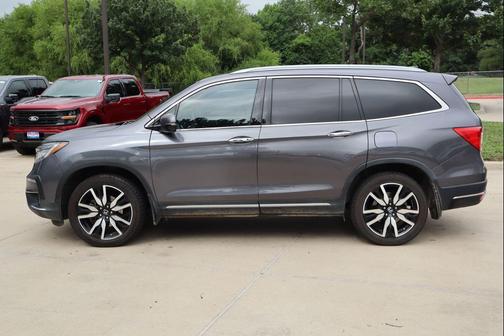 Modern Steel Metallic 2020 Honda Pilot Touring 8-Passenger