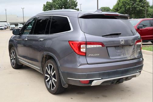 Modern Steel Metallic 2020 Honda Pilot Touring 8-Passenger