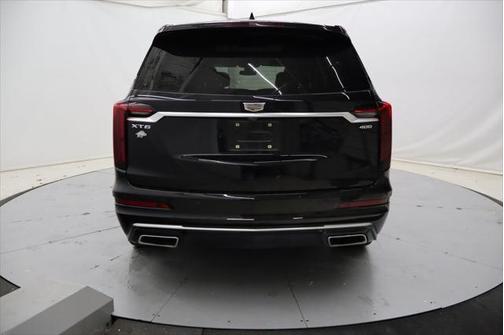 2023 Cadillac XT6 Premium Luxury FWD