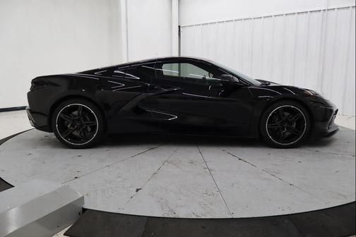 2023 Chevrolet Corvette Stingray w/1LT