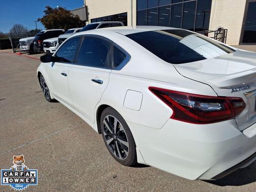 2018 Nissan Altima 2.5 SR