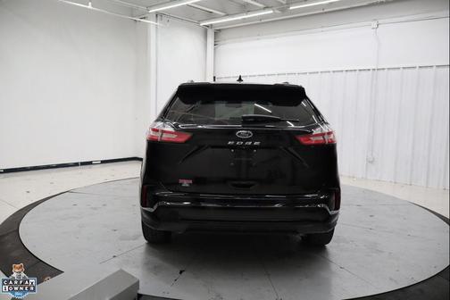 2022 Ford Edge ST Line
