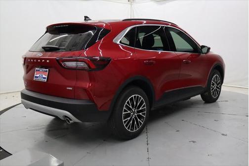 2025 Ford Escape SE