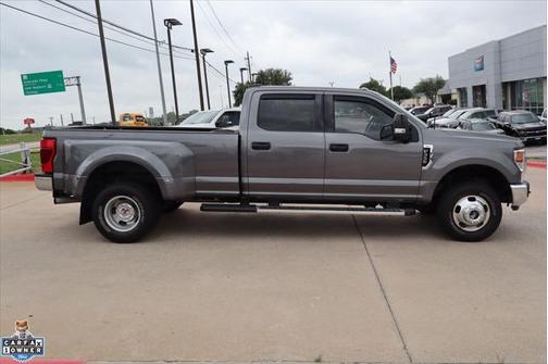 2022 Ford F-350 XLT