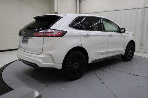2023 Ford Edge ST Line