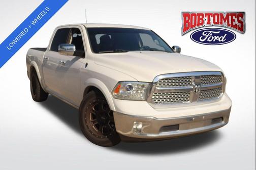 Bright White Clearcoat 2017 RAM 1500 Laramie