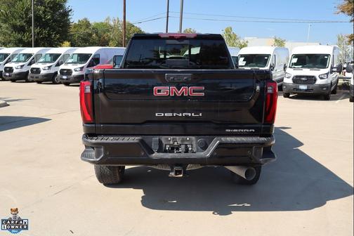 2024 GMC Sierra 2500 Denali
