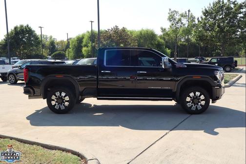 2024 GMC Sierra 2500 Denali