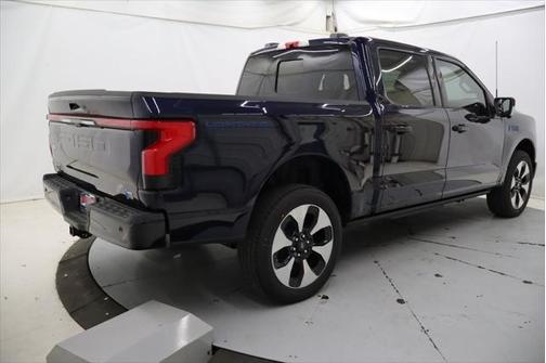2025 Ford F-150 Lightning Platinum