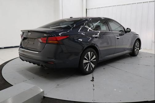 2022 Nissan Altima 2.5 SL