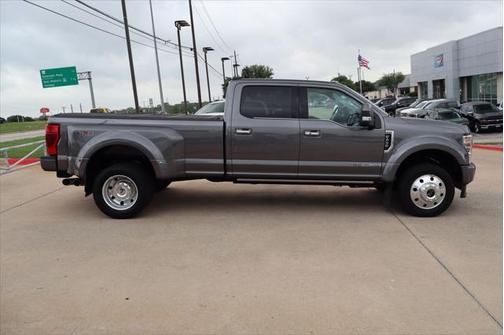 2022 Ford F-450 Limited