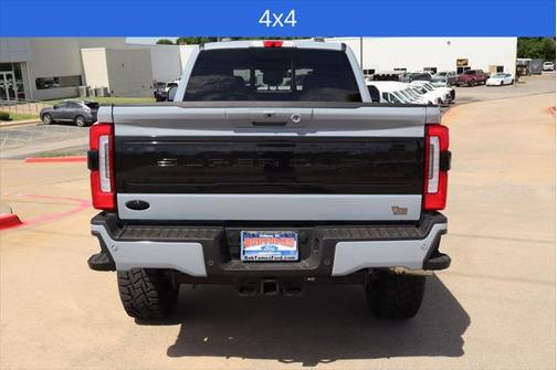 2025 Ford F-250 Platinum