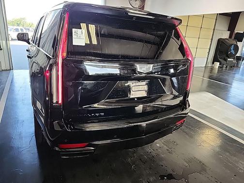2022 Cadillac Escalade Sport Platinum