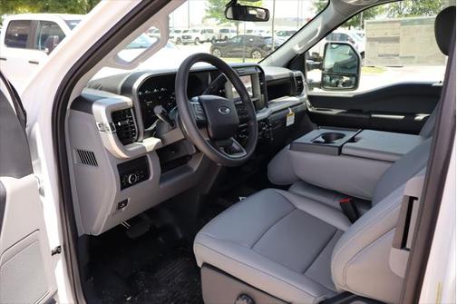 2025 Ford F-250 XL