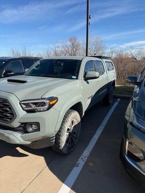 2022 Toyota Tacoma TRD Sport