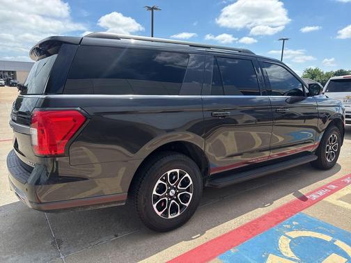DARK MATTER PC 2024 Ford Expedition Max XLT