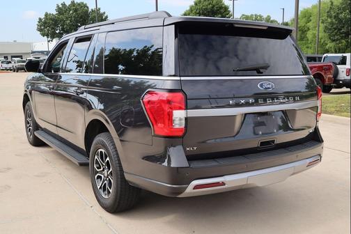 DARK MATTER PC 2024 Ford Expedition Max XLT