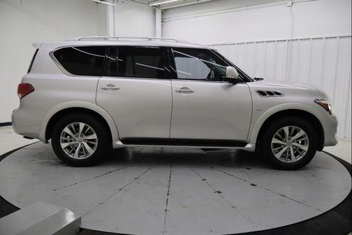 2016 INFINITI QX80 Base