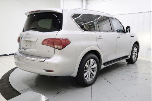 2016 INFINITI QX80 Base