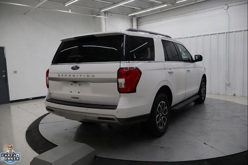 OXFORD WHITE 2024 Ford Expedition XLT