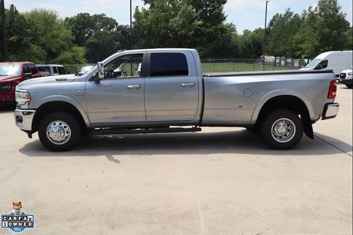 Billet Silver Metallic Clearcoat 2021 RAM 3500 Laramie Crew Cab 4x4 8' Box