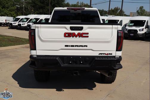 2025 GMC Sierra 2500 AT4