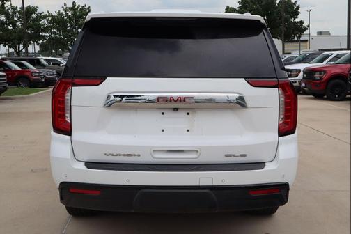 Summit White 2022 GMC Yukon XL SLE