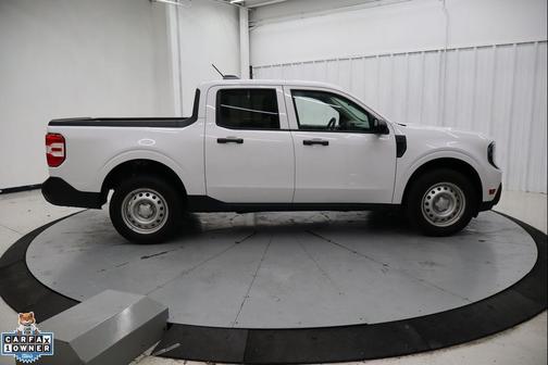 OXFORD WHITE 2025 Ford Maverick XL