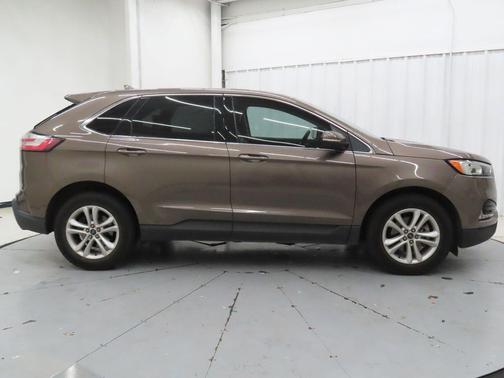 STONE GRAY METALLIC 2019 Ford Edge SEL