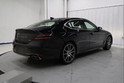 2023 Genesis G70 2.0T AWD