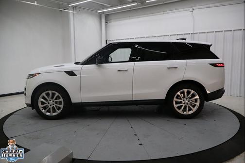 Santorini Black Metallic 2025 Land Rover Range Rover Sport SE