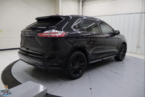 2022 Ford Edge ST Line