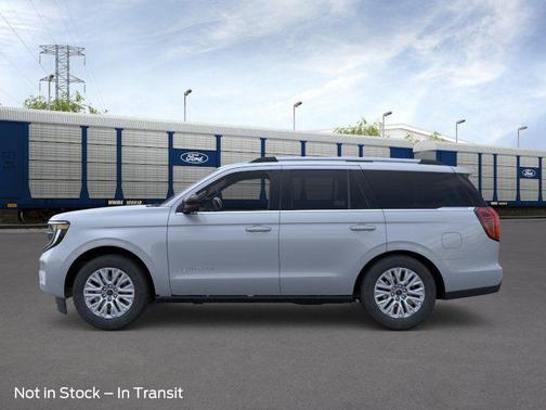GLACIER GRAY MET TRI-COAT 2026 Ford Expedition Platinum