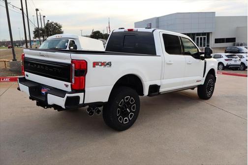 2025 Ford F-250 Platinum