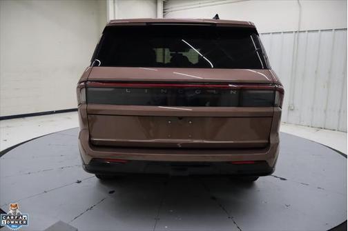 2025 Lincoln Navigator Black Label