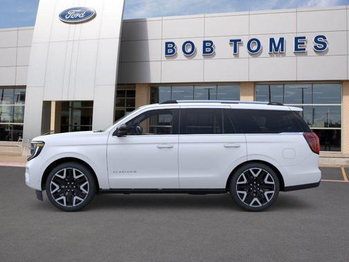 Star White Metallic Tri-Coat 2026 Ford Expedition Platinum