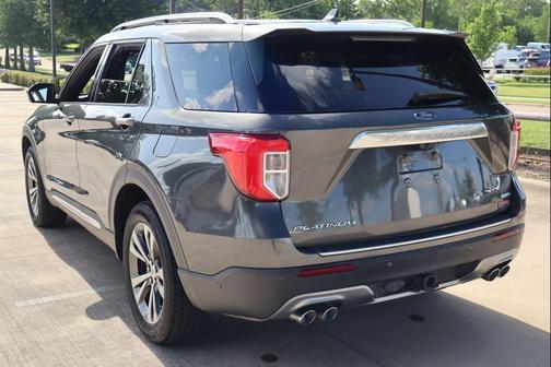 MAGNETIC METALLIC 2020 Ford Explorer Platinum